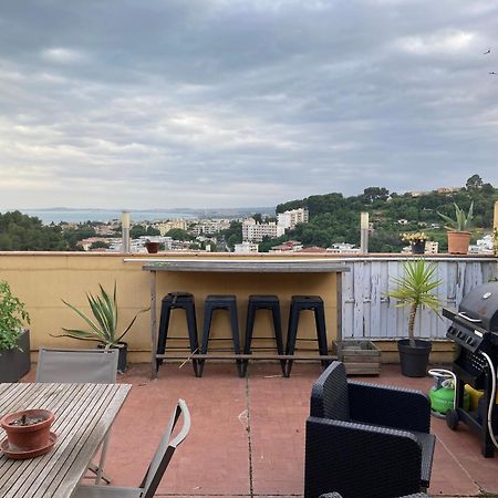T2 Traversant Avec Une Grande Terrasse Et Piscine Кан сюр Мер Екстериор снимка